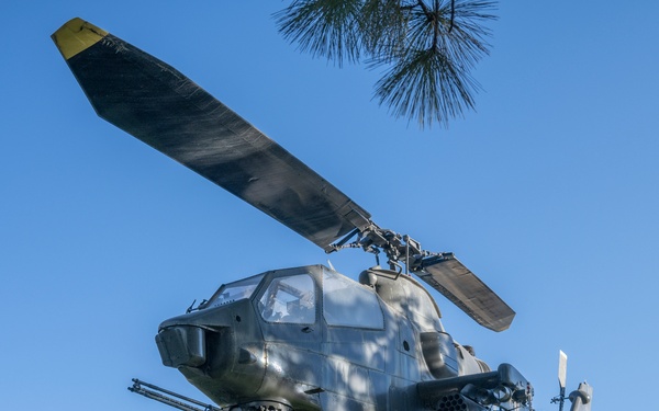 Vietnam veterans visit old AH-1 Cobra on Gowen Field