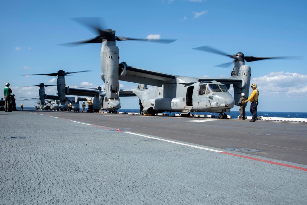 USS Tripoli and VMM-262 (Reinforced) Flight Operations