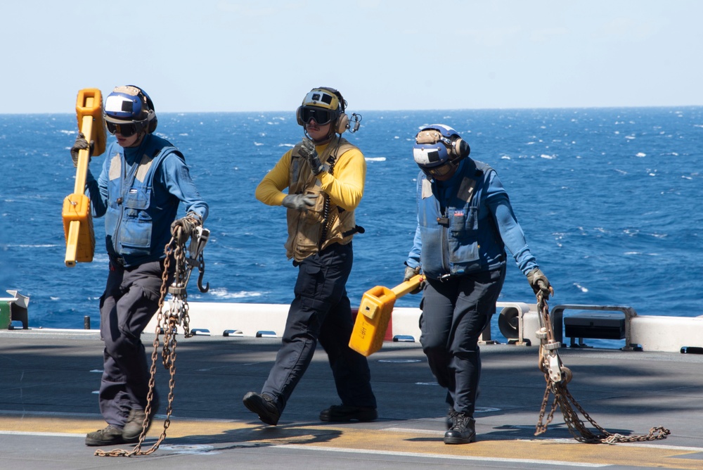 USS Tripoli and VMM-262 (Reinforced) Flight Operations