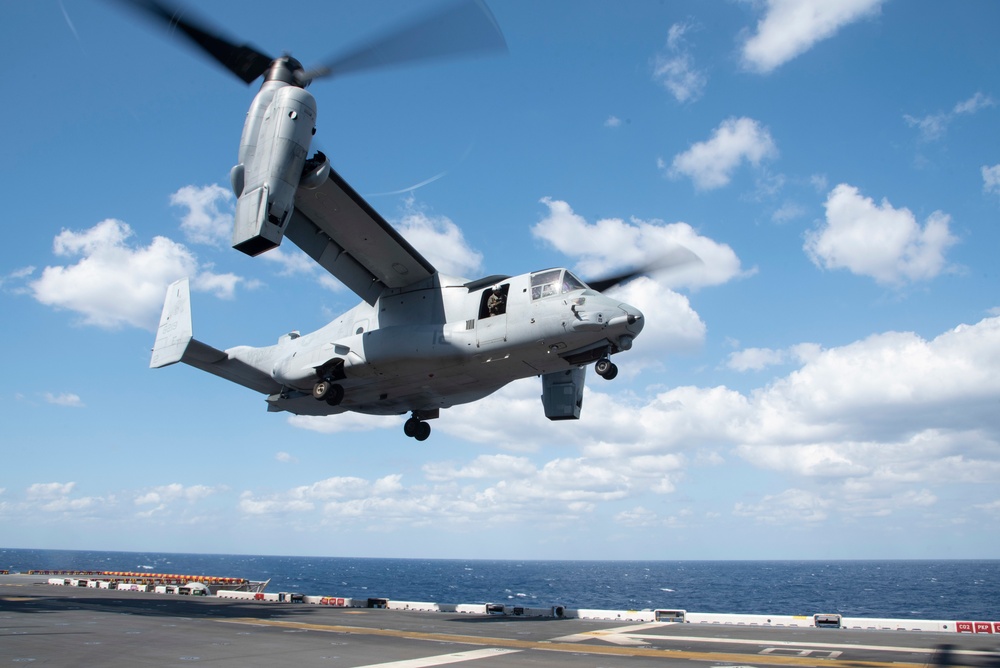 USS Tripoli and VMM-262 (Reinforced) Flight Operations