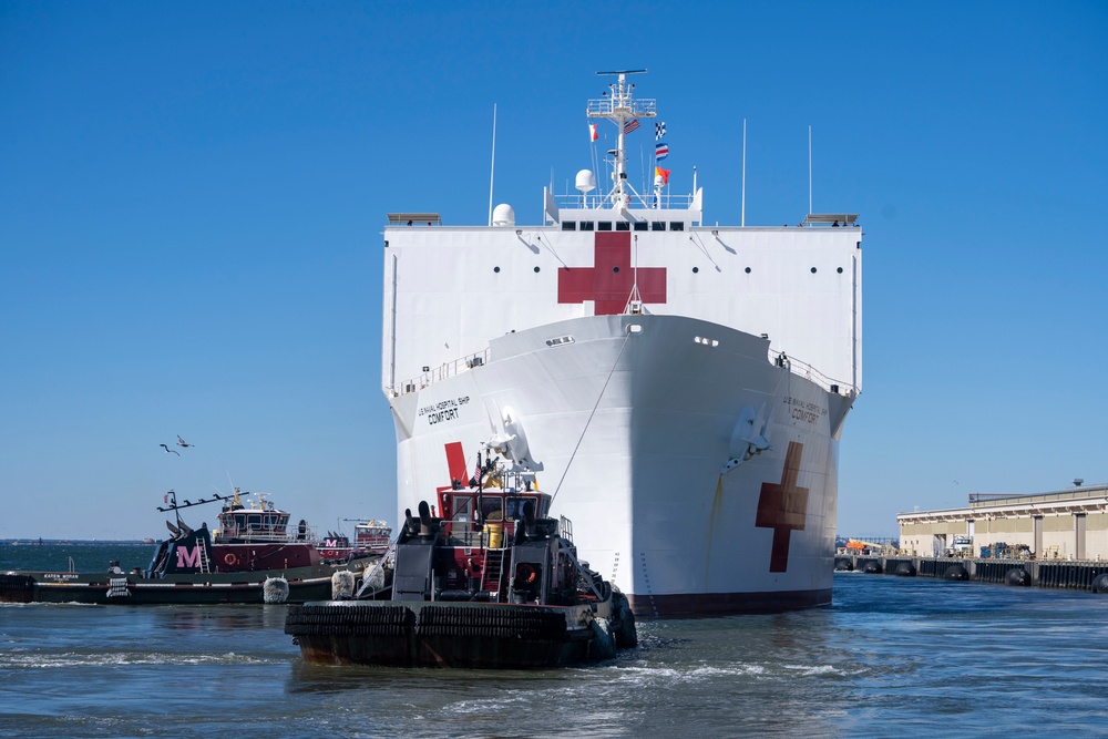 USNS COMFORT DEPARTS NAVAL STATION NORFOLK