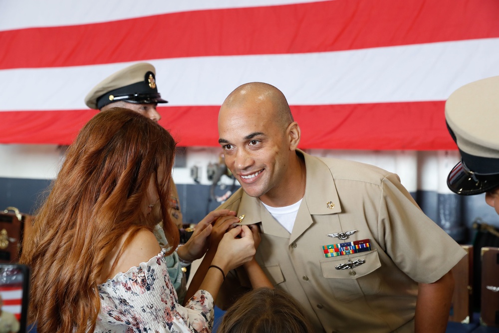 Abraham Lincoln hosts a chief petty officer pinning ceremony