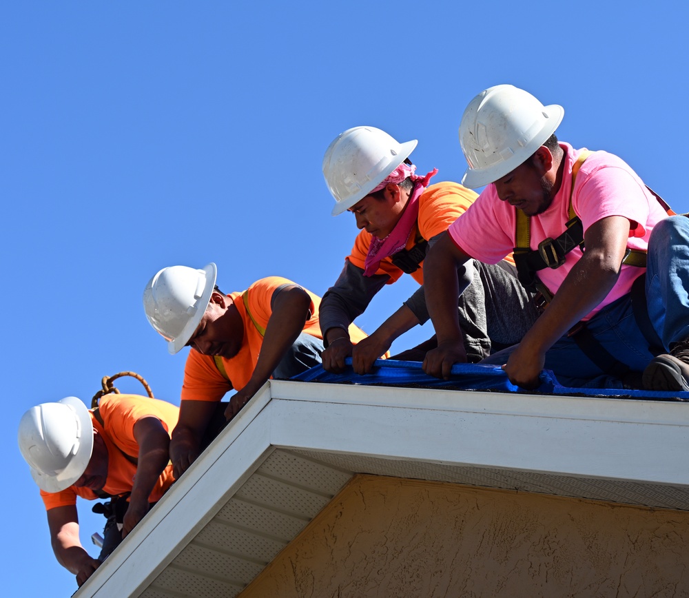 USACE continues Hurricane Ian blue roof installations