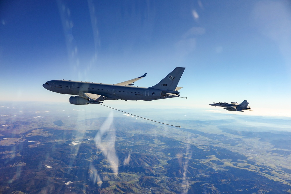 Multi-National Aerial Refueling during Neptune Strike 22.2