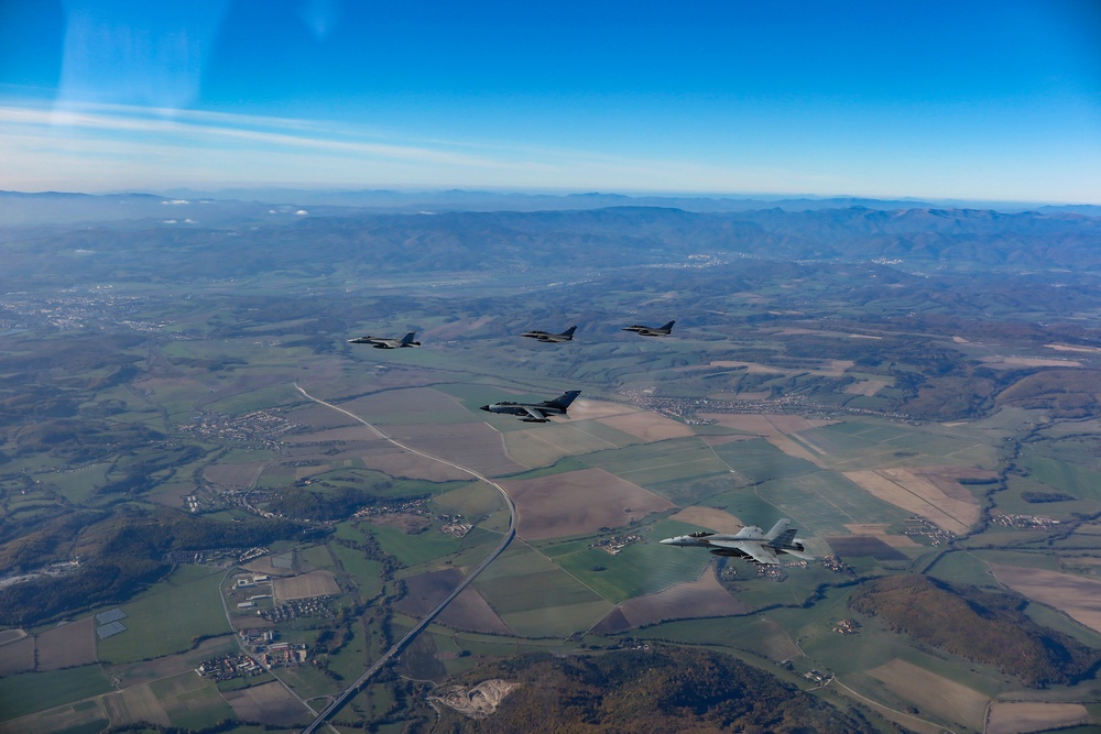 Multi-National Flight Operations during Neptune Strike 22.2