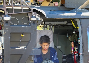 MDARNG RRB Attends Kent Island HS' Homecoming