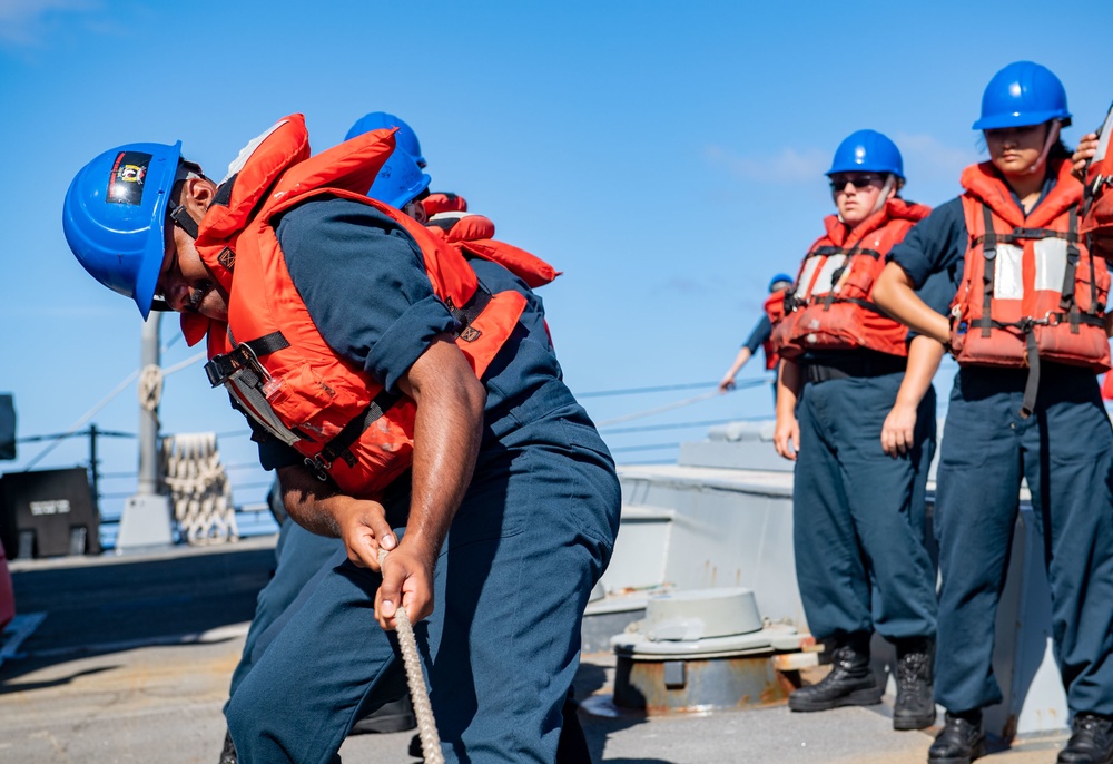 USS Milius (DDG 69) Sails The South China Sea