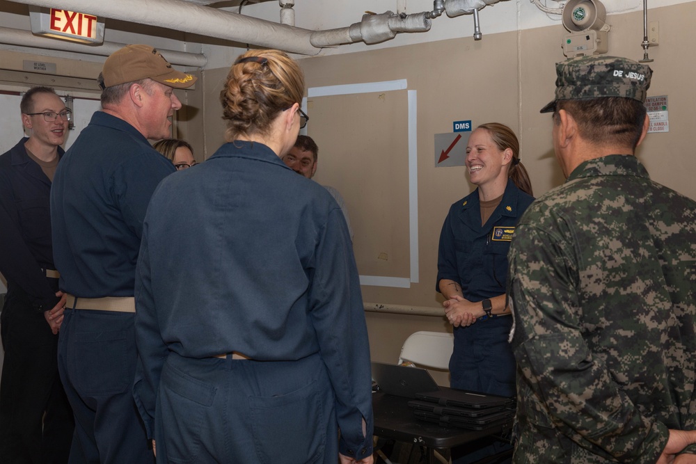 A MICROBIOLOGIST ABOARD USNS COMFORT SPEAKS WITH LEADERSHIP