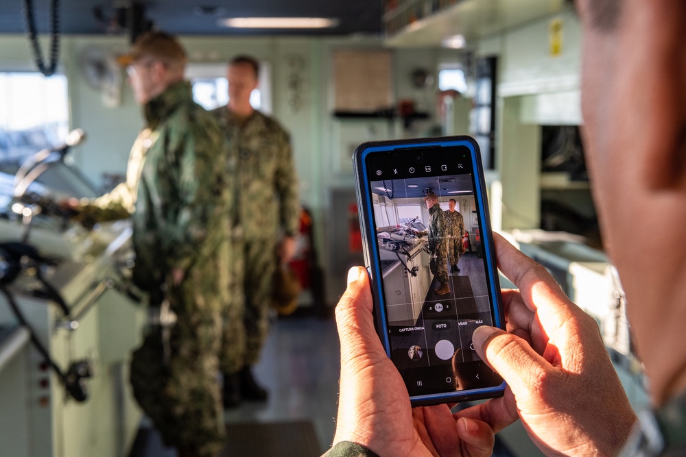 USNS COMFORT DEPARTS NAVAL STATION NORFOLK