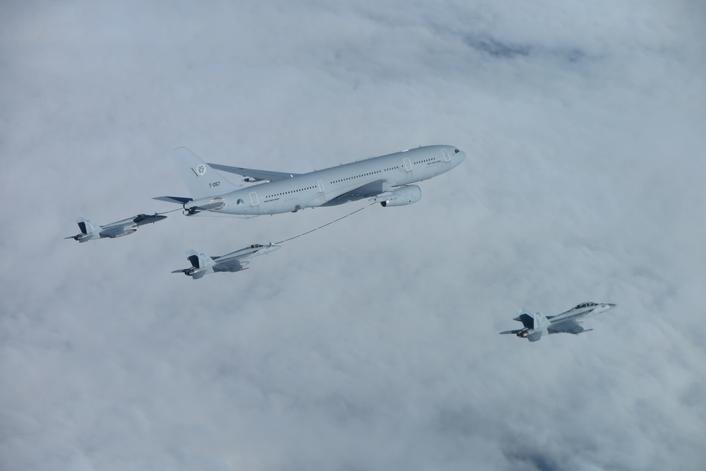 Multi-National Aerial Refueling during Neptune Strike 22.2