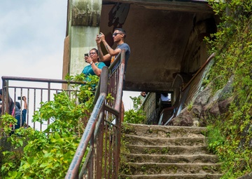 USS Ronald Reagan (CVN 76) Sailors tour Tagaytay City