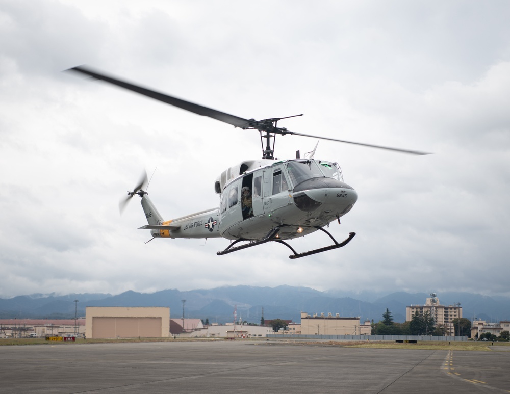 Yokota Airmen conduct Aeromedical transport training during SRI