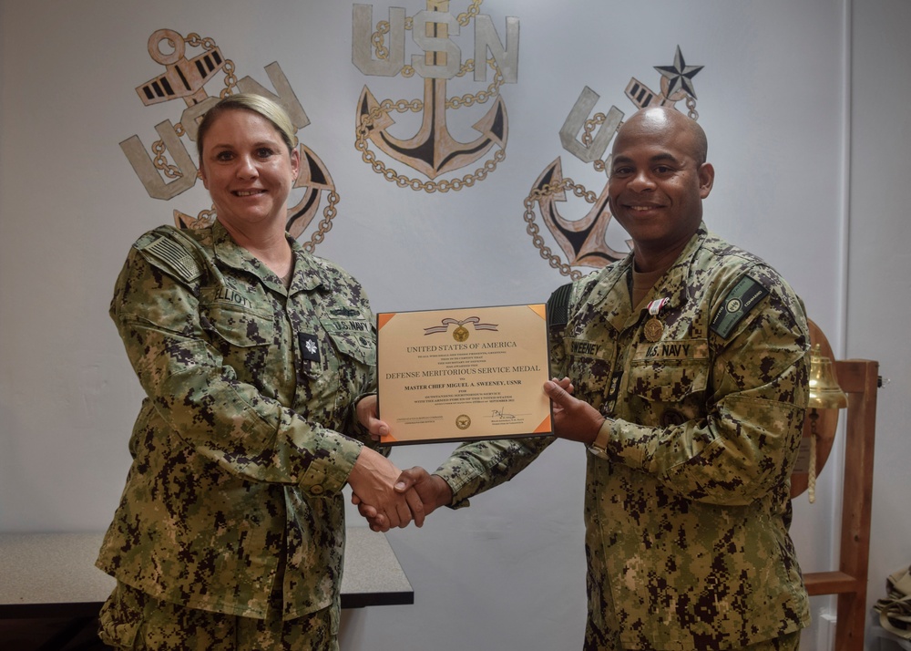 Reservist Awarded for Support in Ukraine