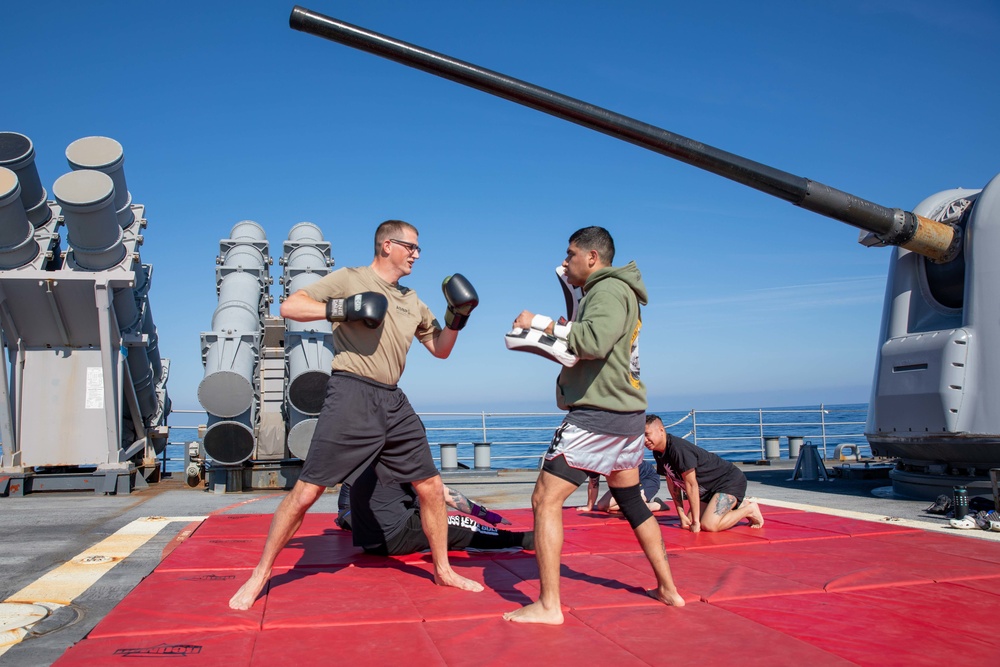 USS Leyte Gulf (CG 55) Daily Operations