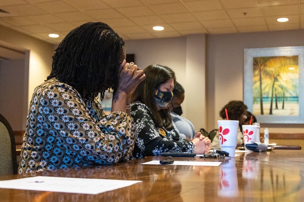 DVIDS Images MCCS Family Advocacy Program's Candlelight Vigil