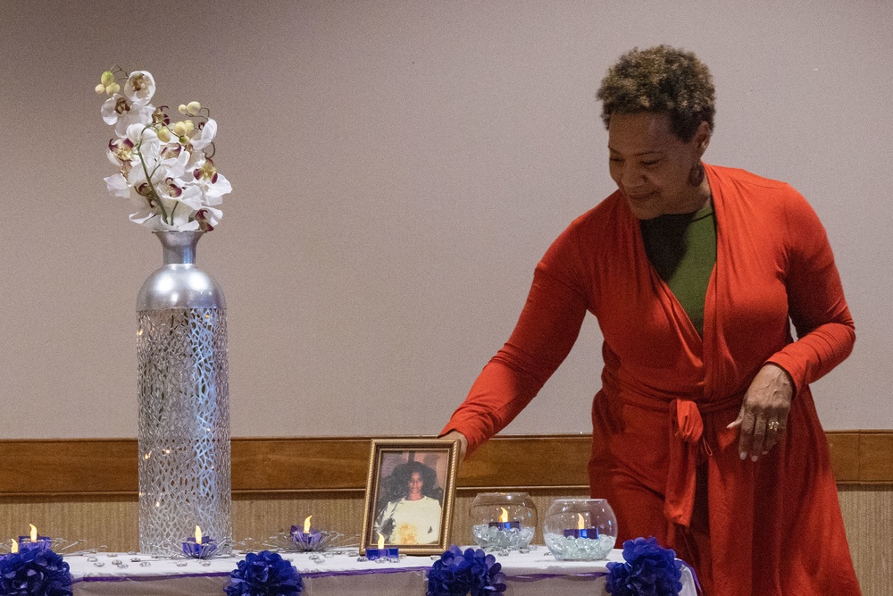 MCCS Family Advocacy Program's Candlelight Vigil