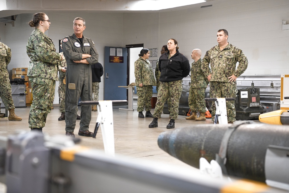 Rear Adm. Pete Garvin, commander, Naval Education and Training Command (NETC) visits Center for Naval Aviation Technical Training Unit (CNATTU) Norfolk