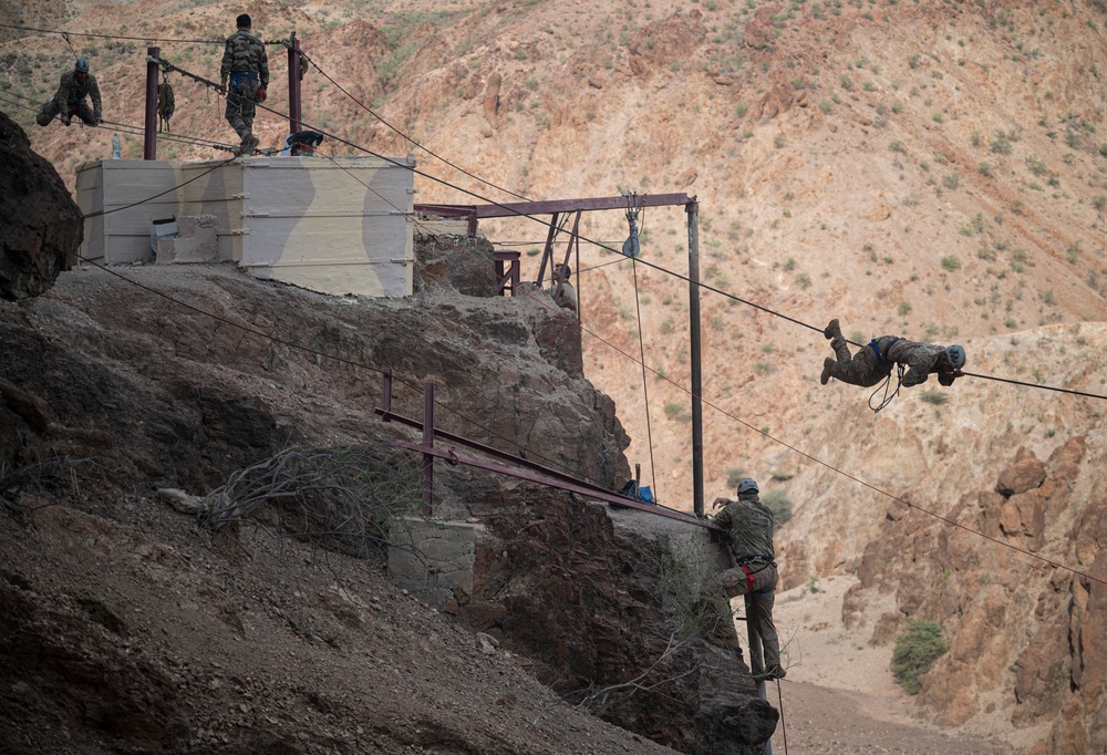 CJTF-HOA participates in French Desert Commando Course