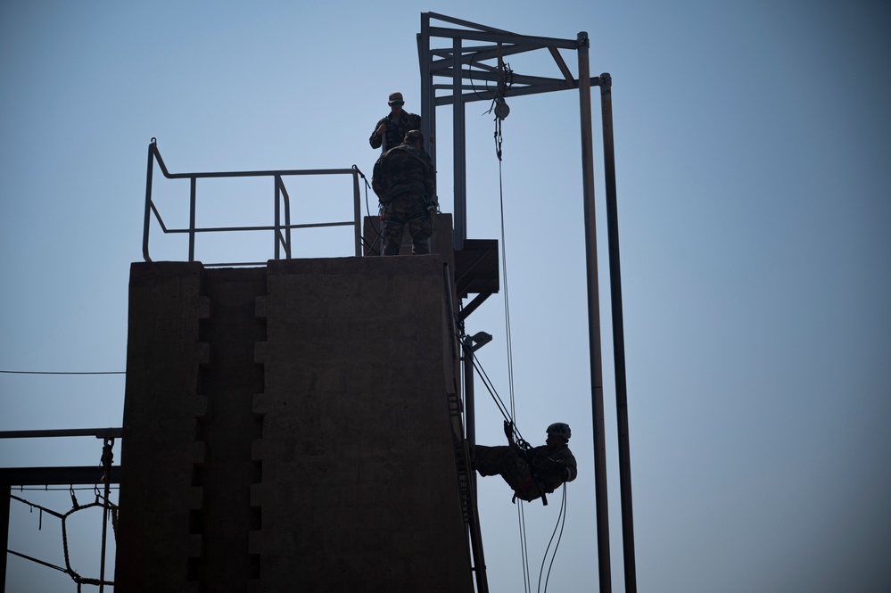 CJTF-HOA participates in French Desert Commando Course