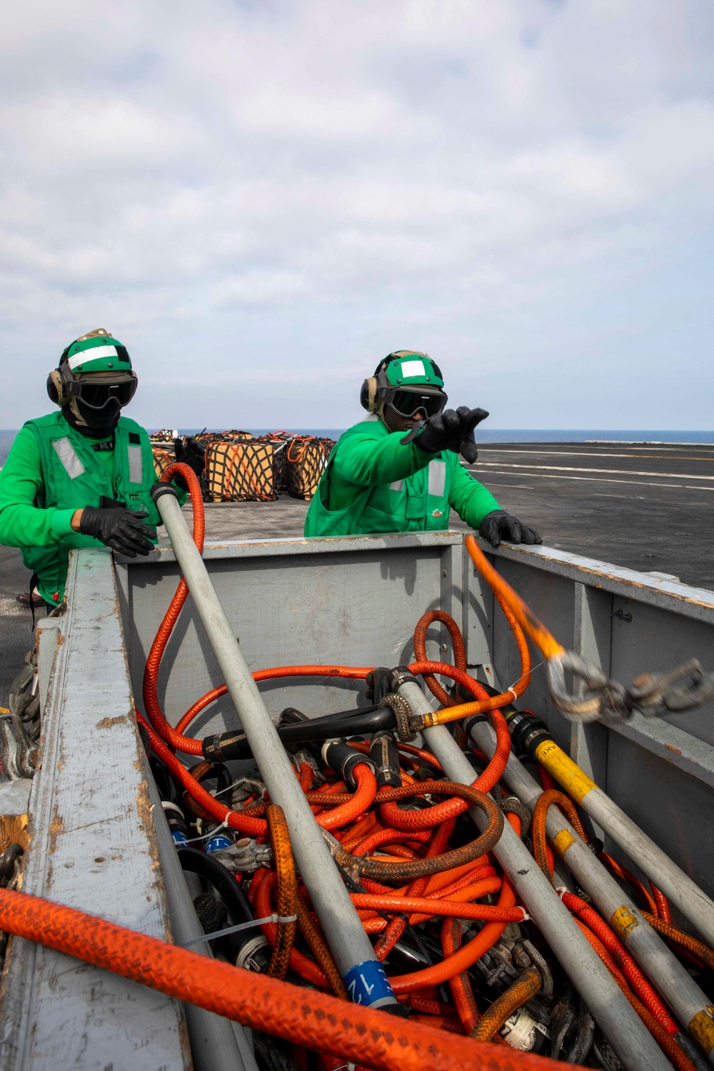 Replenishment-at-sea aboard USS George H.W. Bush (CVN 77)