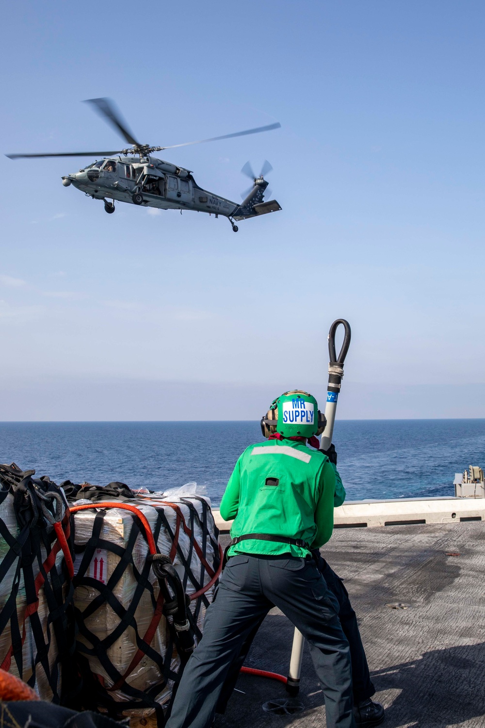 Replenishment-at-sea aboard USS George H.W. Bush (CVN 77)