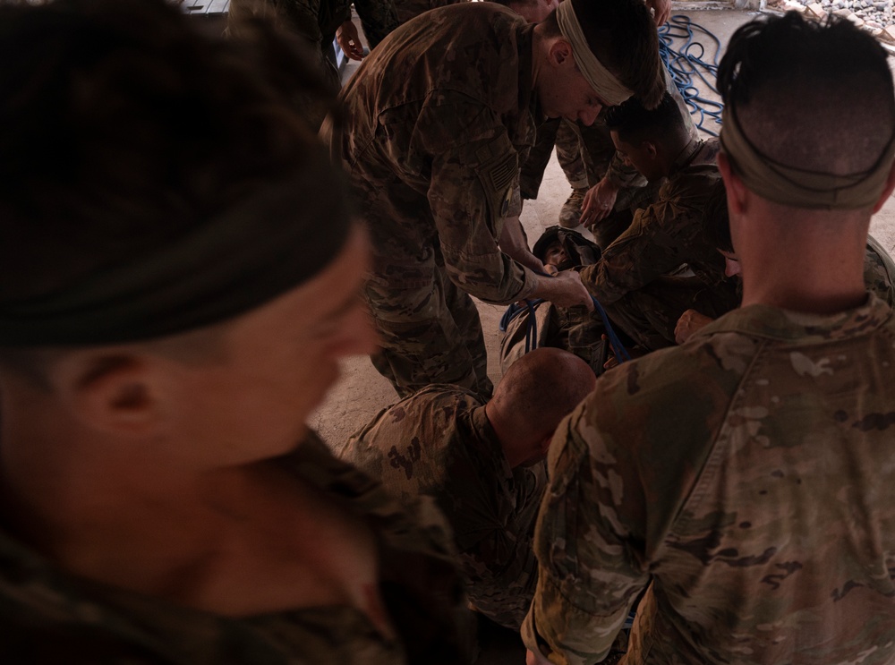 CJTF-HOA participates in French Desert Commando Course