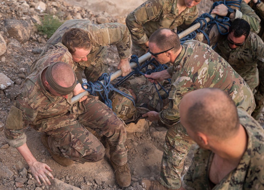 CJTF-HOA participates in French Desert Commando Course