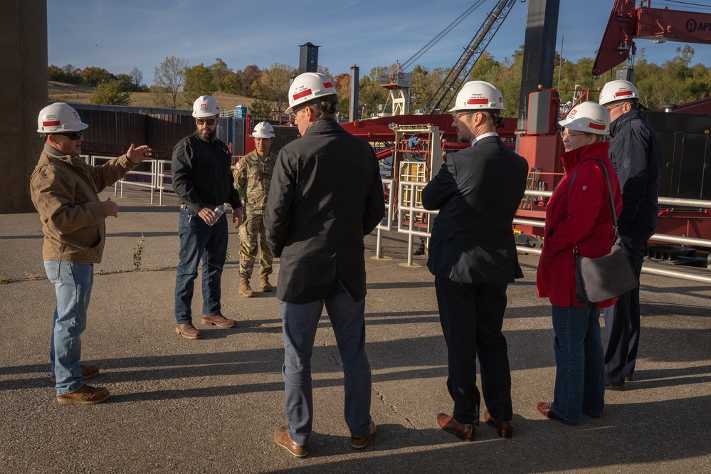 USACE tours German Ministry of Transport during delegation visit