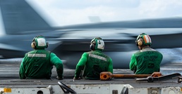 USS Ronald Reagan (CVN 76) conducts flight operations