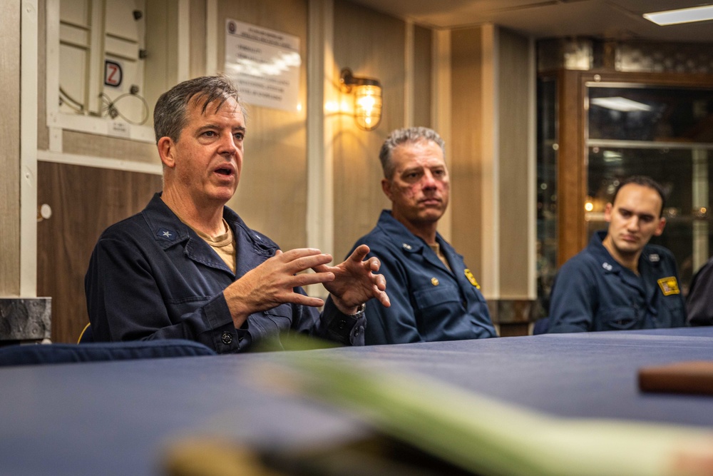 Commander Task Force 70 Visits USS Chancellorsville