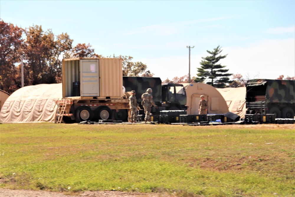 Army Reserve combat engineers with 461st Engineer Company support Fort McCoy troop project