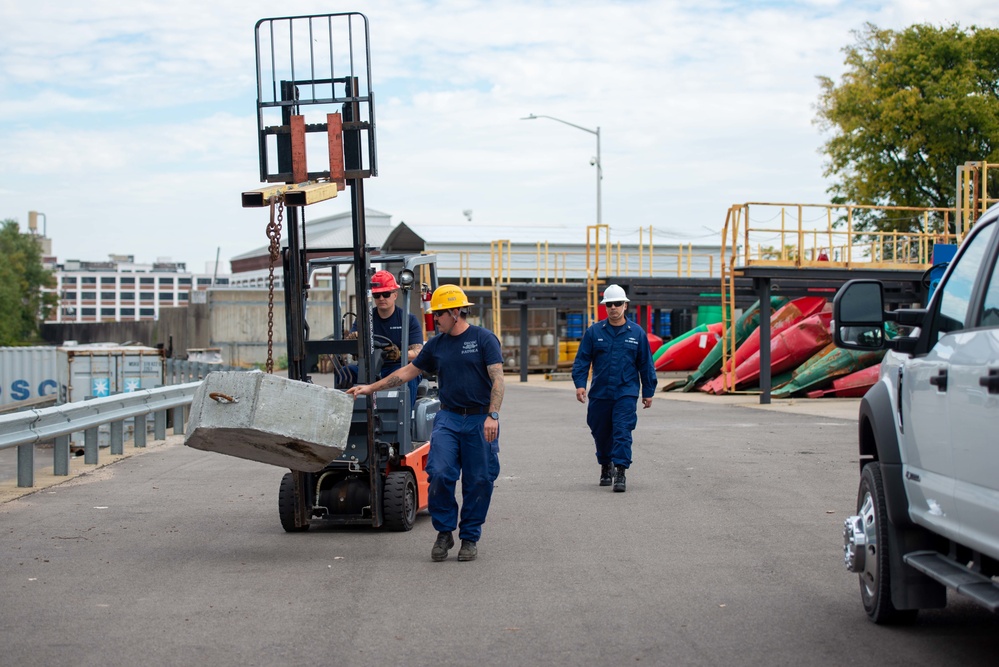 Coast Guard response to low water on the Mississippi River