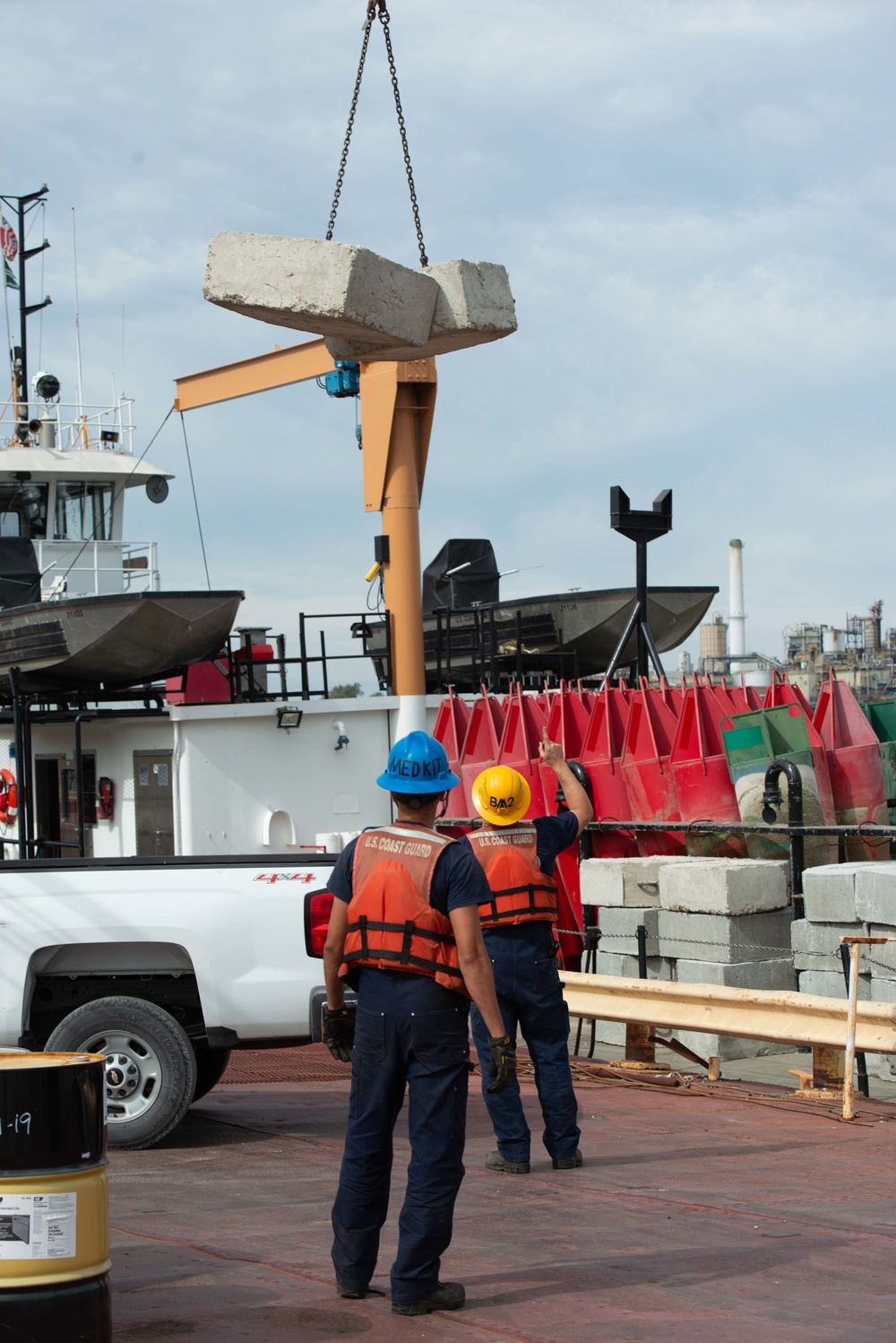 Coast Guard response to low water on the Mississippi River