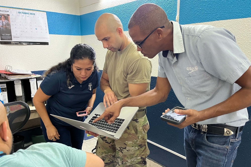 Arkansas Air National Guard member utilizes bilingual skills during Continuing Promise 2022