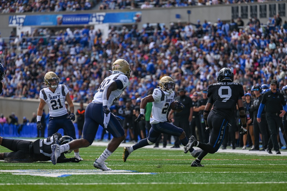 AF Cadets play Navy Midshipmen