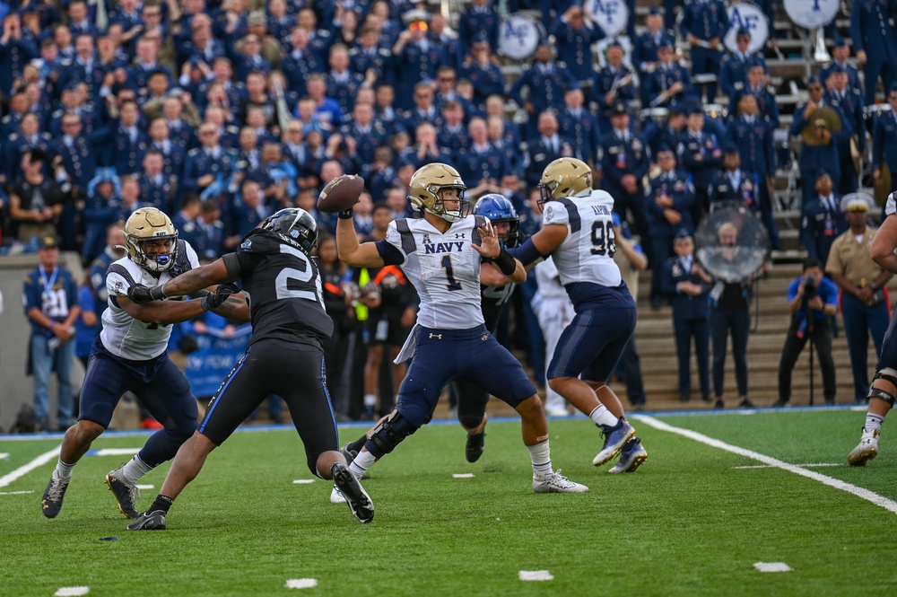 AF Cadets play Navy Midshipmen