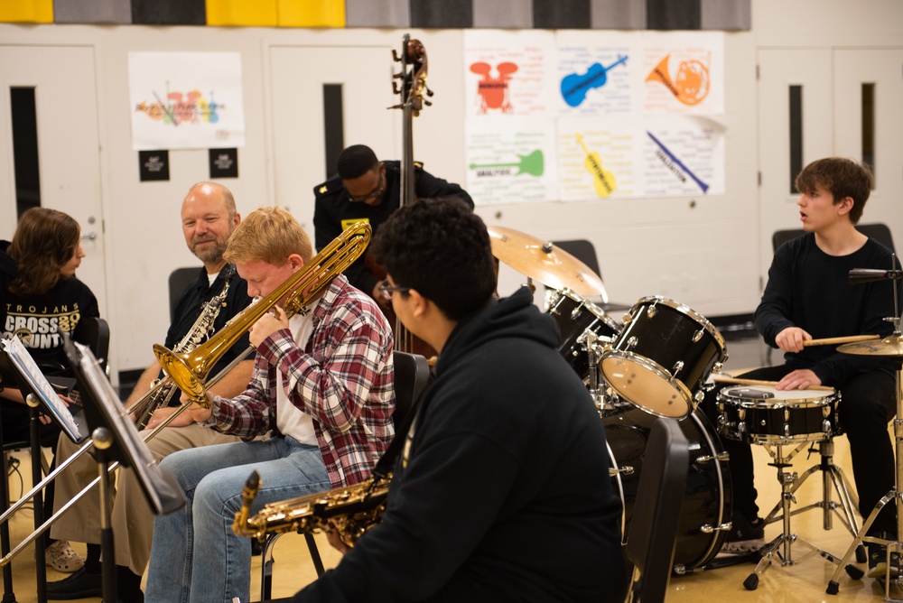 U.S. Navy Band Commodores present a clinic at Millington Central High School