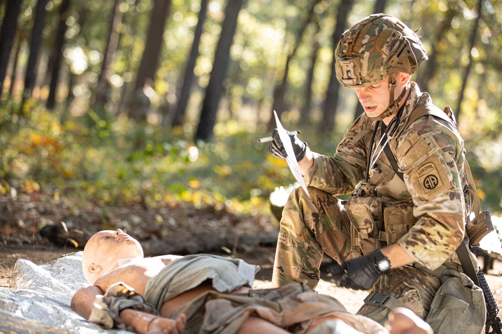 Soldiers compete in 44th Medical Brigade's Expert Field Medical Badge Competition