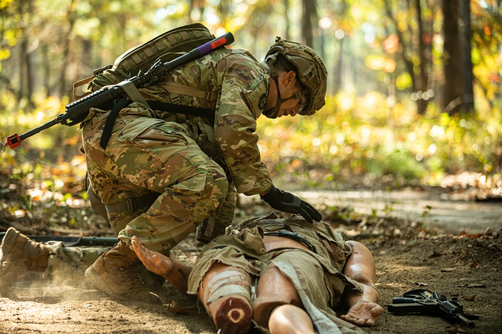 Soldiers compete in 44th Medical Brigade's Expert Field Medical Badge Competition