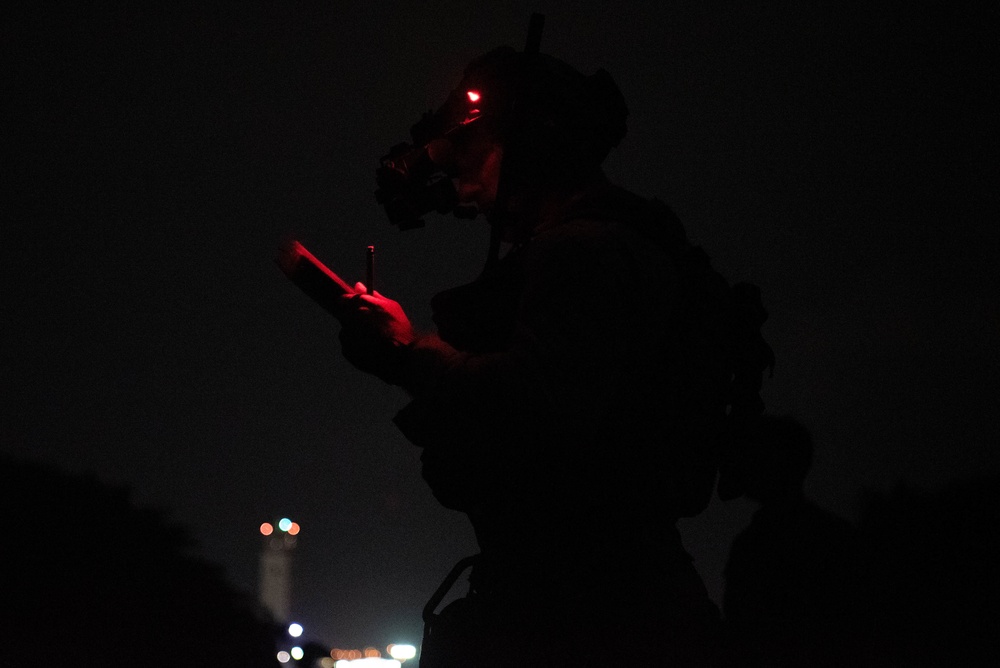 Special Tactics Airmen conduct nighttime rescue training