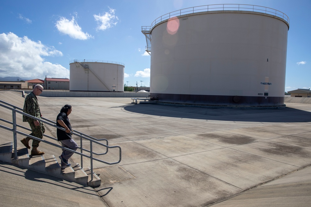 Rear Adm. Wade visits Joint Base Pearl Harbor-Hickam Fuel Farms
