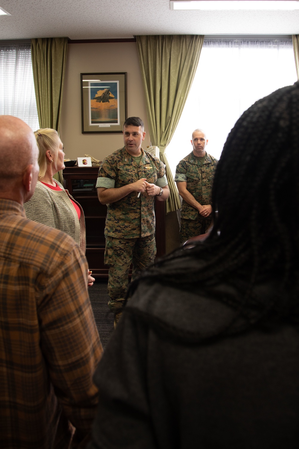 MCAS Iwakuni kicks off red ribbon week with proclamation signing