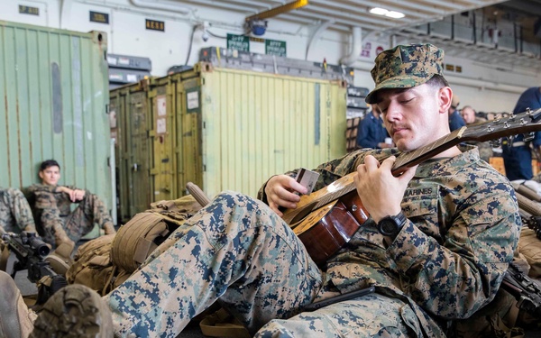 USS Tripoli 31st MEU Debarkation