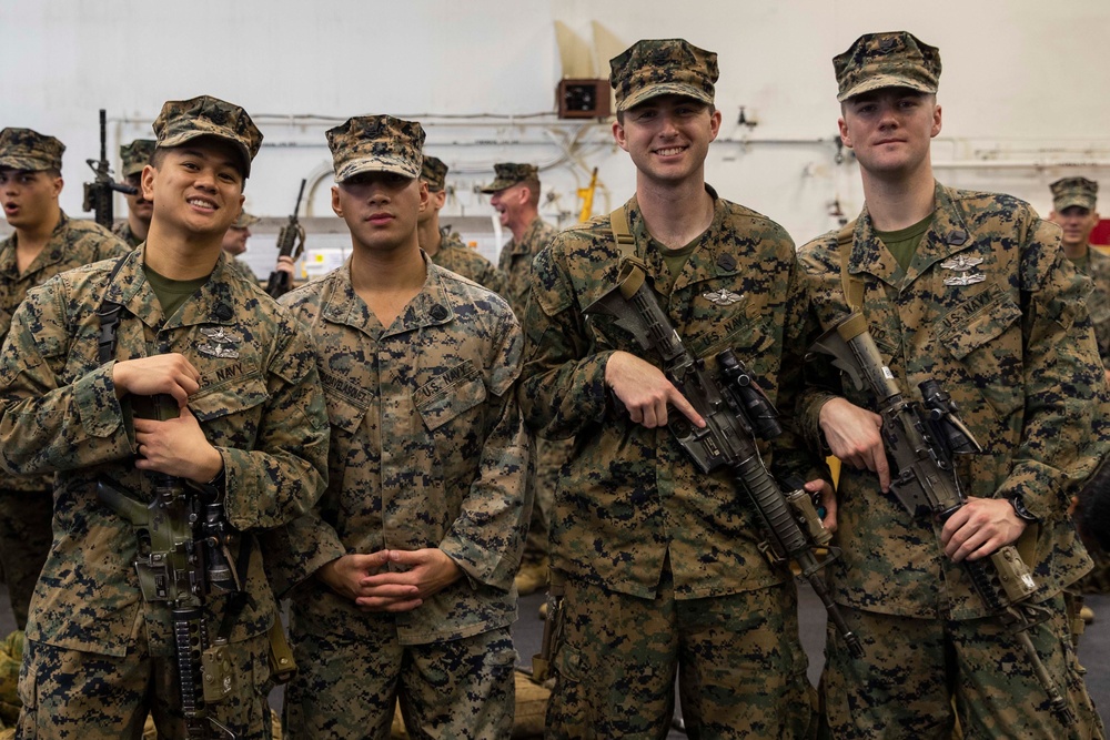 USS Tripoli 31st MEU Debarkation