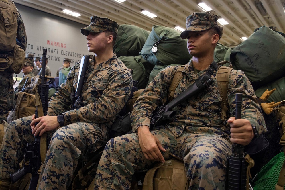 USS Tripoli 31st MEU Debarkation