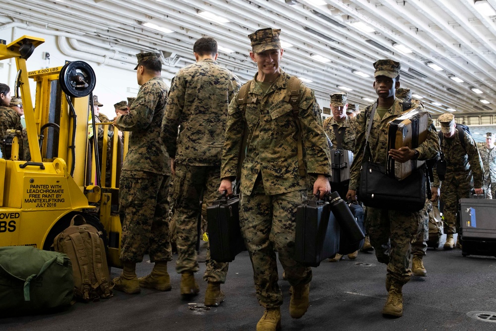 USS Tripoli 31st MEU Debarkation