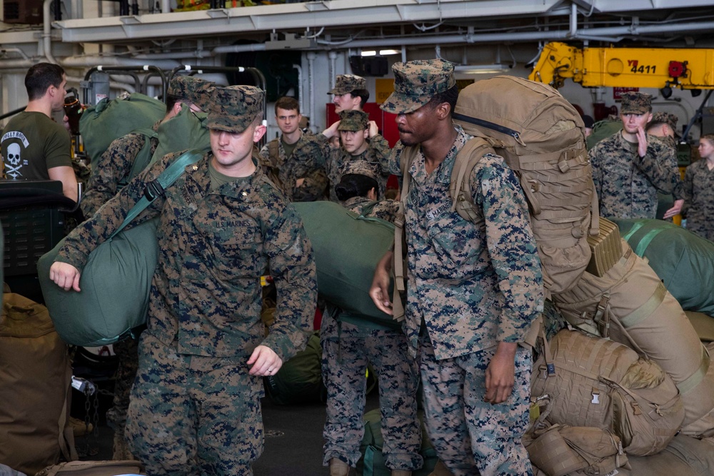 USS Tripoli 31st MEU Debarkation