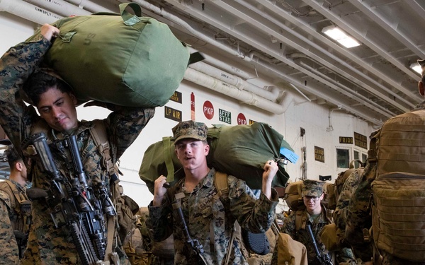 USS Tripoli 31st MEU Debarkation