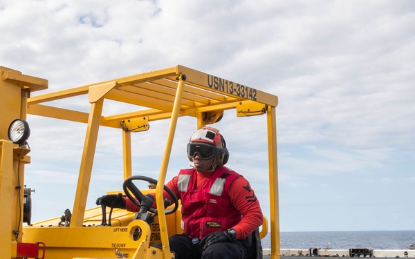 USS Tripoli Vertical Replenishment