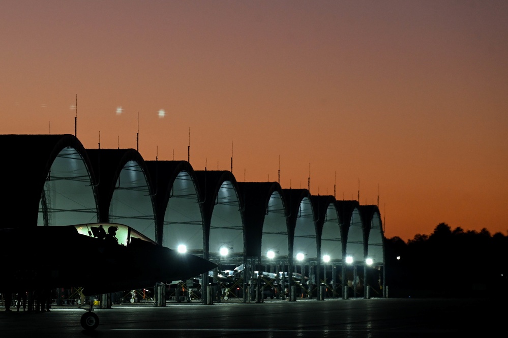 33rd FW Night Flying Operations